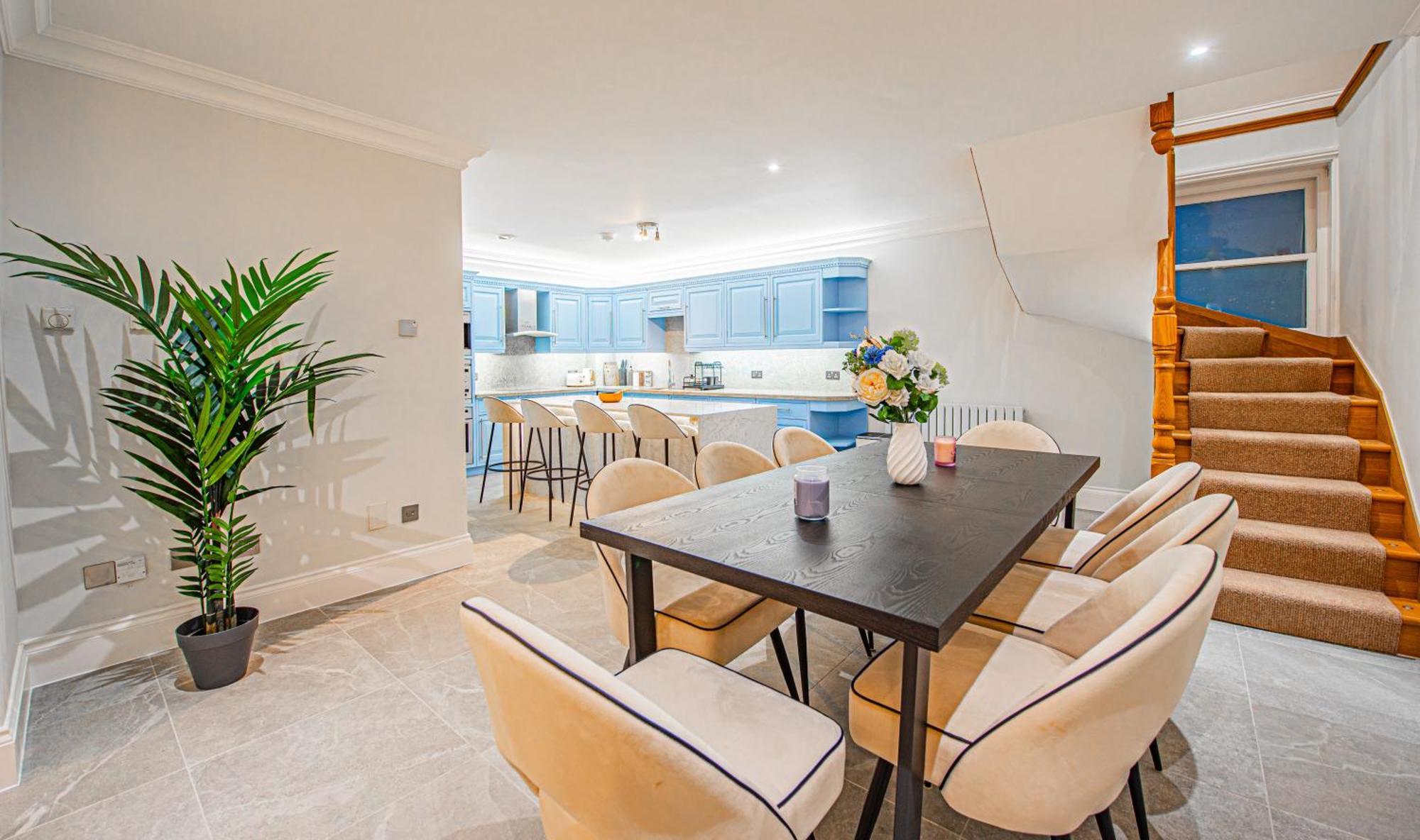 Luxury Mews House With Free Parking Appartement *