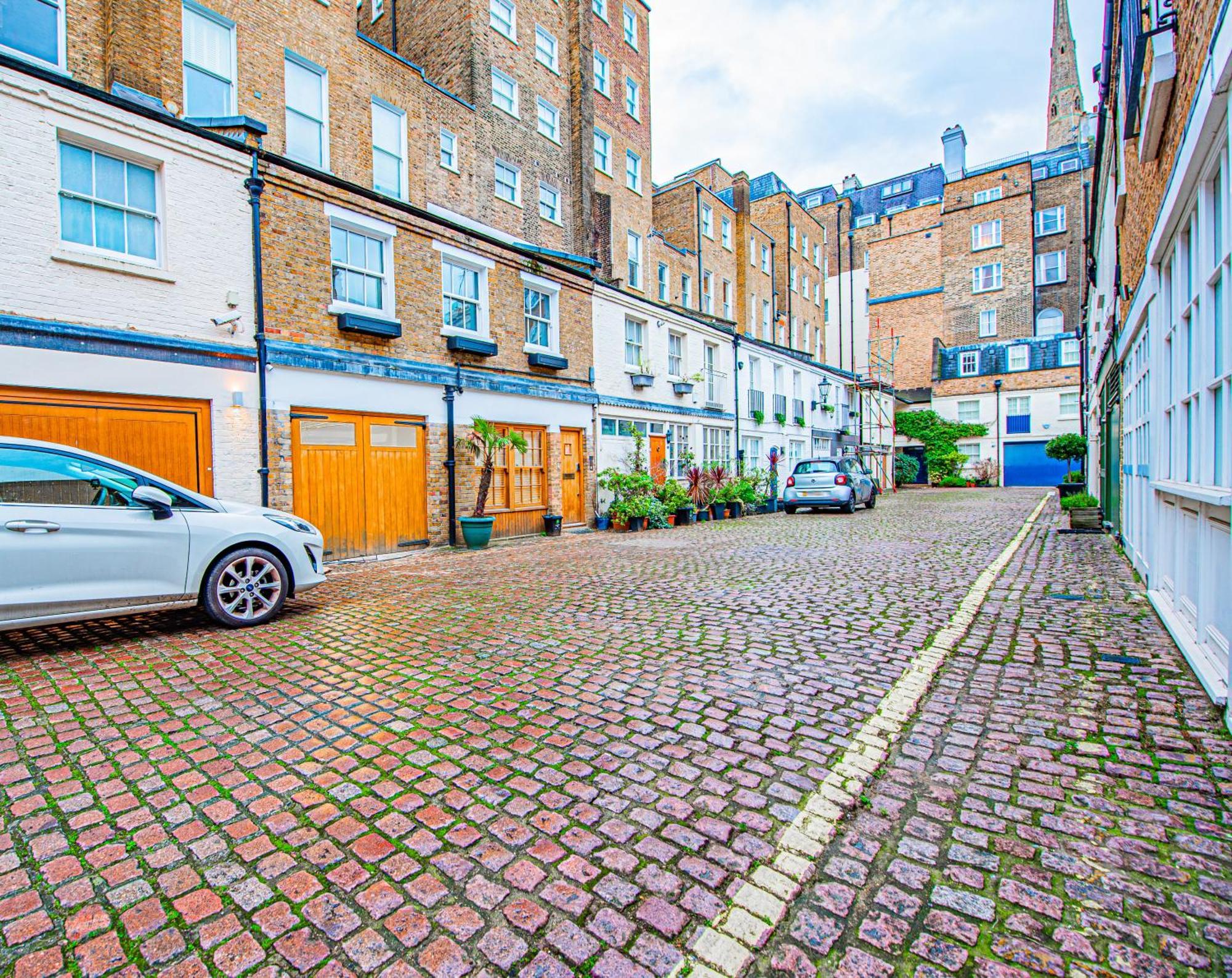 Luxury Mews House With Free Parking Appartement